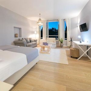 Deluxe Junior Suite Superior